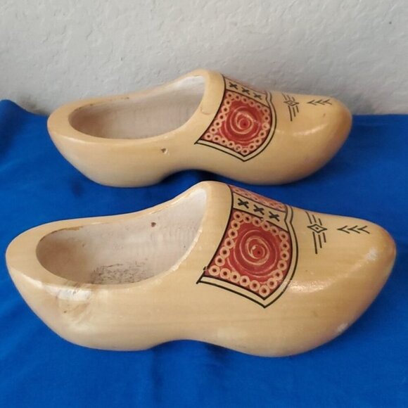 Dutch Wooden Clogs (made in Holland, size unknown) - Picture 4 of 7